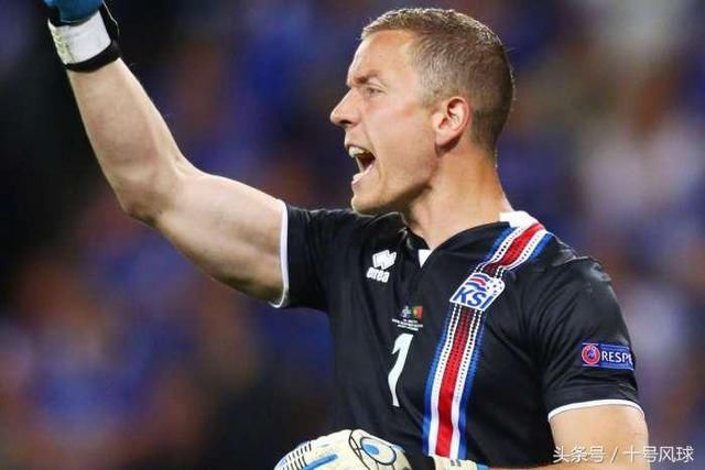 扑出梅西点球的冰岛门将太牛?6年前是导演 世