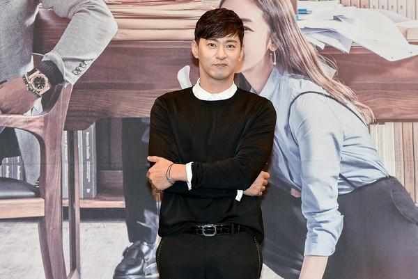 朱镇模男的女的