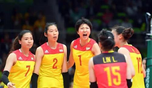 中国女排热身赛2-3惜败巴西，世联赛前夕暴露新老交替隐忧