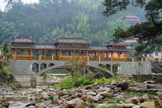 航拍融水苗寨梯田,今朝培秀酒香茶浓人更美!