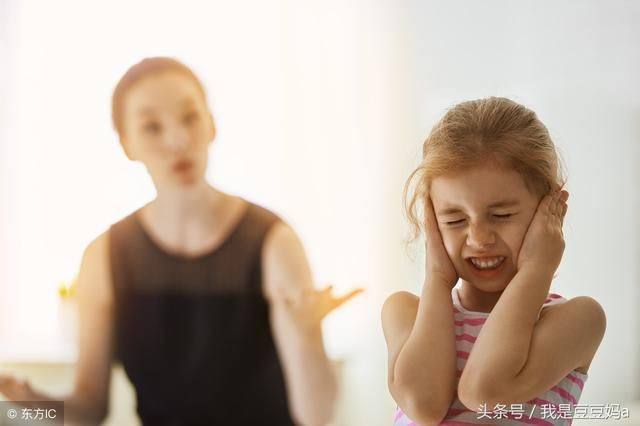 怎么做才能让孩子有安全感 t017e99e5261332190a.jpg