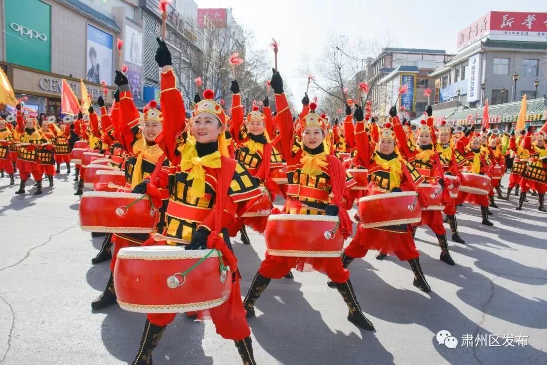 正月初三，酒泉城区这阵仗太壮观了，精彩不容错过……