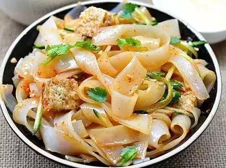 如何做手工面皮 t017ea41b6ca1284ef7.jpg