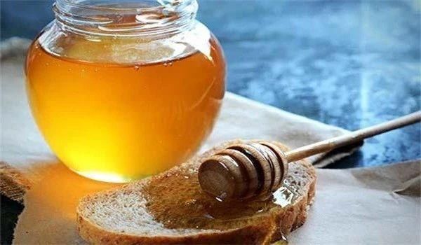 什么时候喝蜂蜜水最好?喝蜂蜜水的最佳时间表