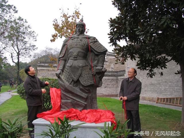 这位民族英雄与郑成功齐名，曾与郑成功联手抗清，却不为人熟知