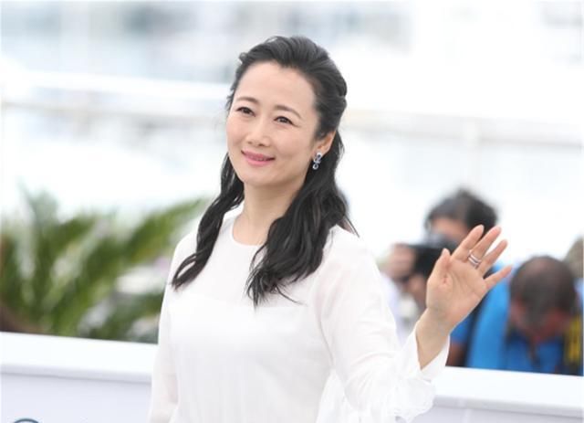 她为了不变老，20年不吃晚饭，拒绝生孩子，如今42岁却似62