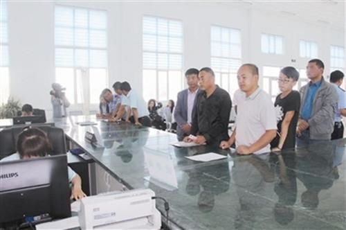 驾驶证要到期了,异地的该怎么换证?记住这点就