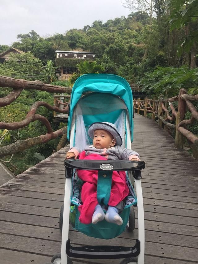 一家人甜蜜的三亚亲子游