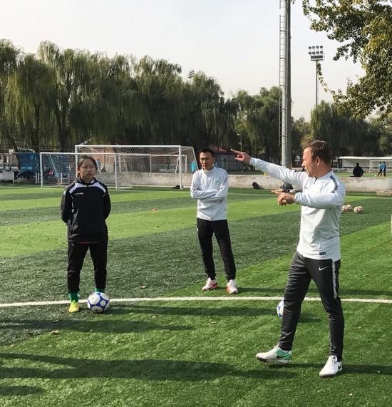 沃尔夫斯堡足球俱乐部与北京体育大学建立合作