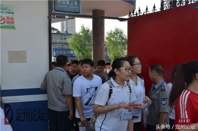2018高考第一天,直击河北定州高考现场,一场高