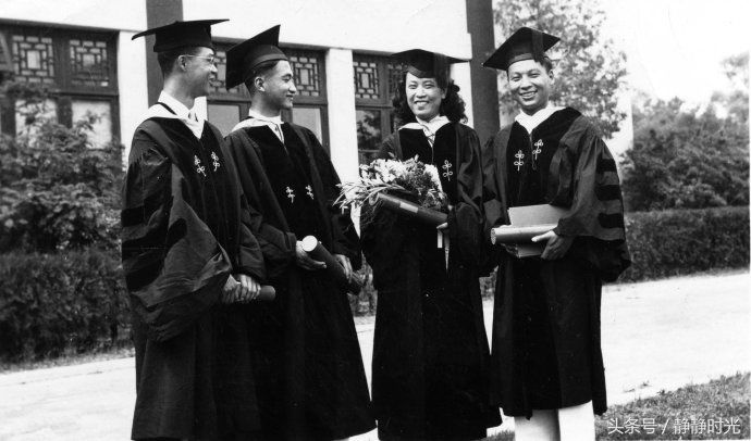 珍贵老照片,燕京大学毕业典礼,看看和现在的有