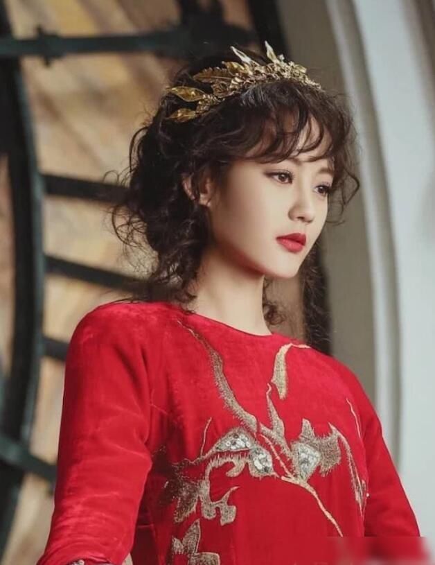 曾为赵丽颖替身的她，这几年不断接戏拍，如今终于翻红了