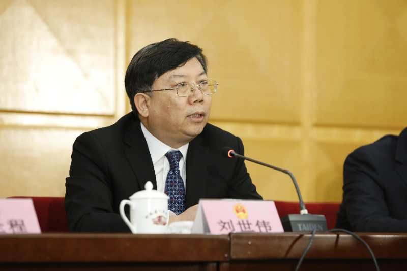省人力资源和社会保障厅厅长刘世伟:2018年河
