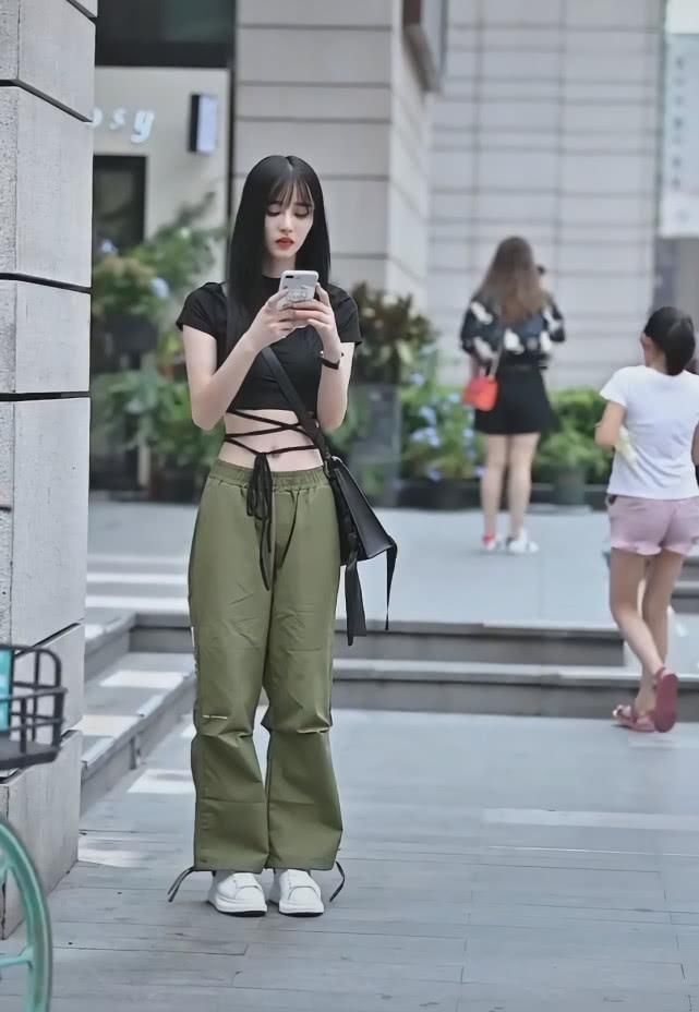 街头突然崛起一款裤子: 叫“抹茶裤”, 显瘦潇洒插图 街头突然崛起一款裤子: 叫“抹茶裤”, 显瘦潇洒插图