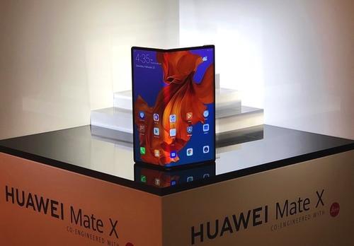 华为推出首款5G可折叠智能手机Mate X