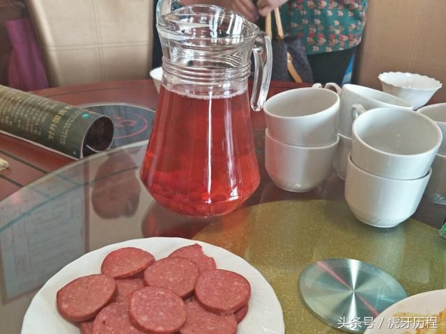 摩旅，骑行摩托车走了53天，人生第一次出国，这个国家离中国很近