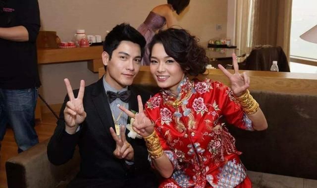 记者告诉她丈夫出轨，当晚她便宣布已经离婚，总共不超过6小时