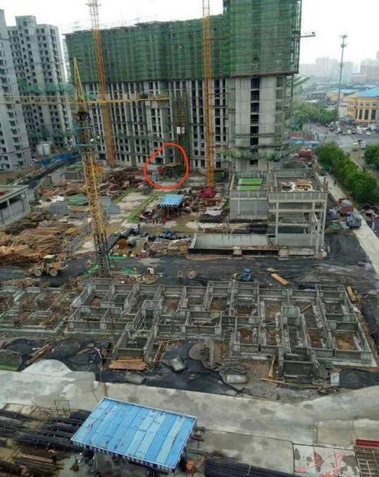 河北衡水工地事故细节曝光,工地施工升降梯折