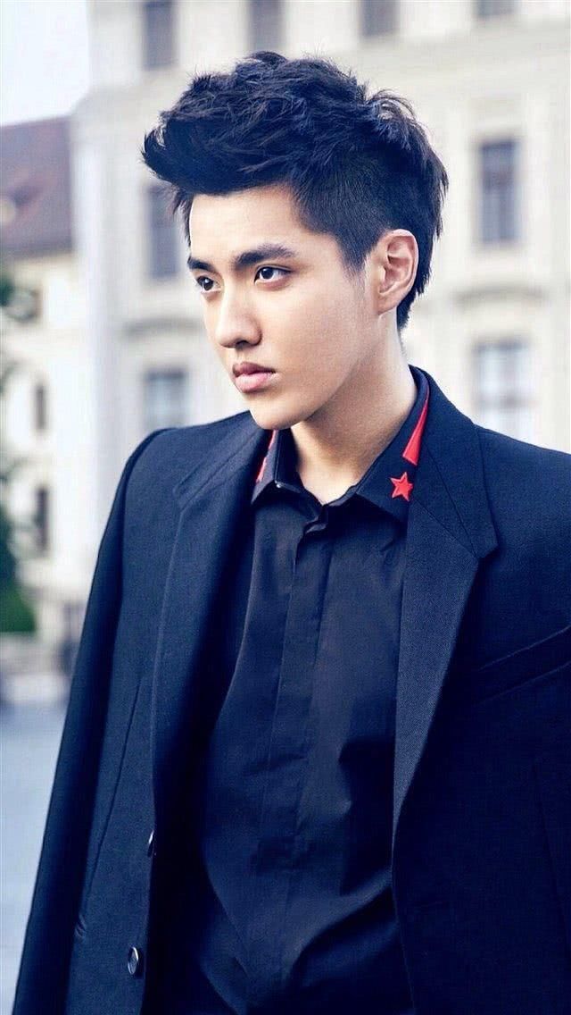 吴亦凡居然输给了黄子韬和王嘉尔?他的rap实力