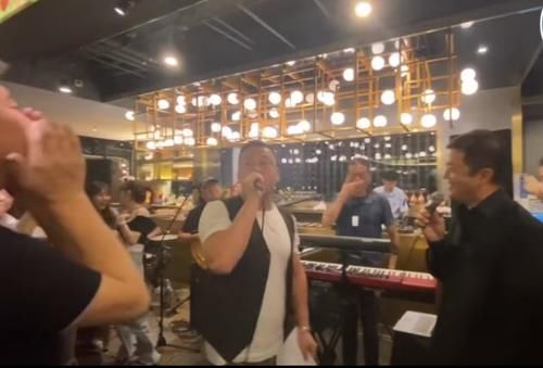 杨坤不服孙楠唱自己名曲？现场上演巅峰对决，旁边李亚鹏煽风点火