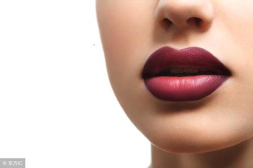 嘴唇颜色也能反映健康状况 这种颜色是大病的