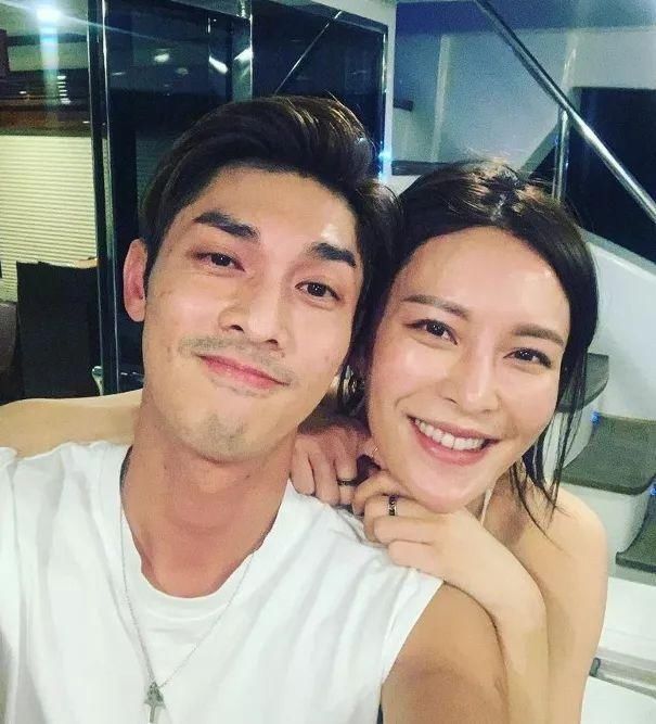 TVB一众当家花旦及高层参加苗侨伟中秋船party