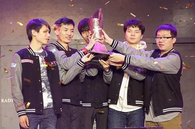 高考入名校,电竞有豪门 盘点中国电竞知名俱乐