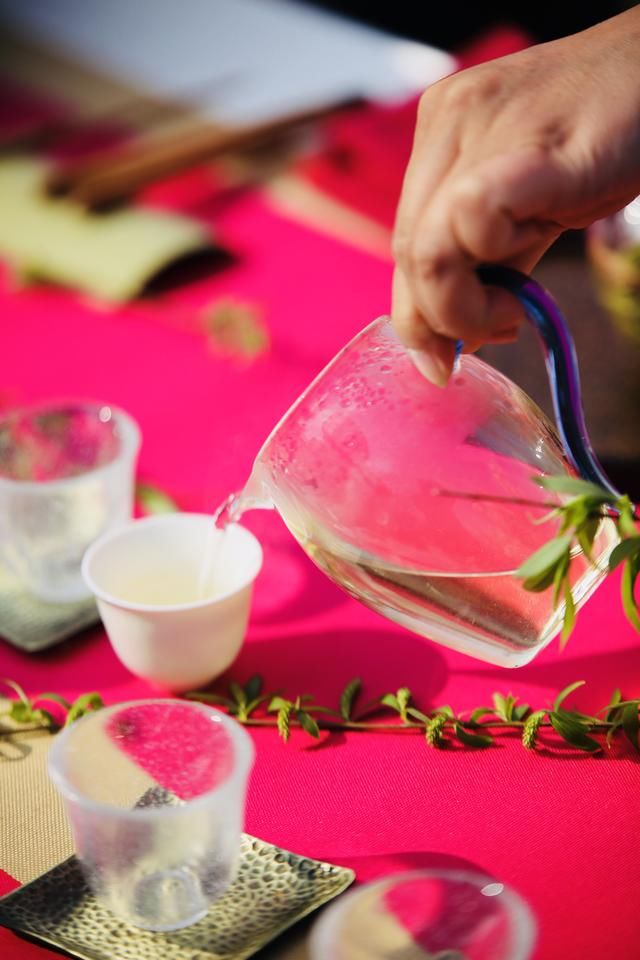 太湖鼋头渚夜赏樱花游园会:一场视觉与听觉的“饕餮盛宴”