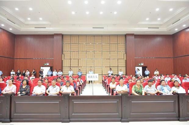 【飓风行动】房县人民法院集中传唤百余失信被