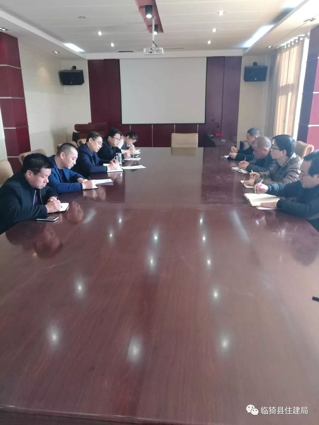 临猗县住建局召开建筑领域 扫黑除恶专项斗争