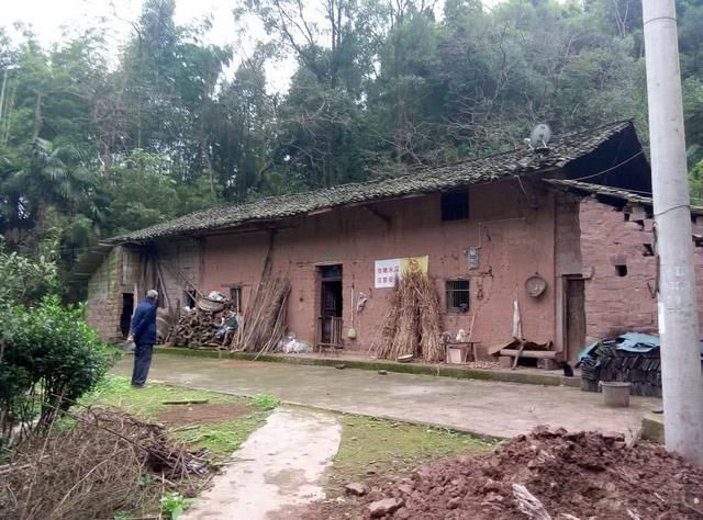 2018年,宅基地有这几样变化,有人领钱有人罚款,你都了解吗?