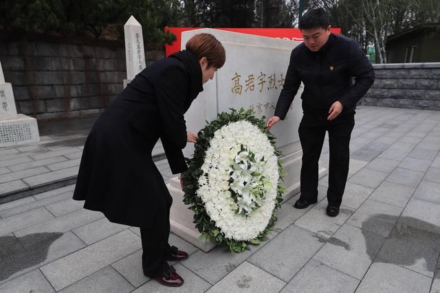 缅怀英烈不忘初心 陶然亭公园开展“抚今追昔”主题游园活动