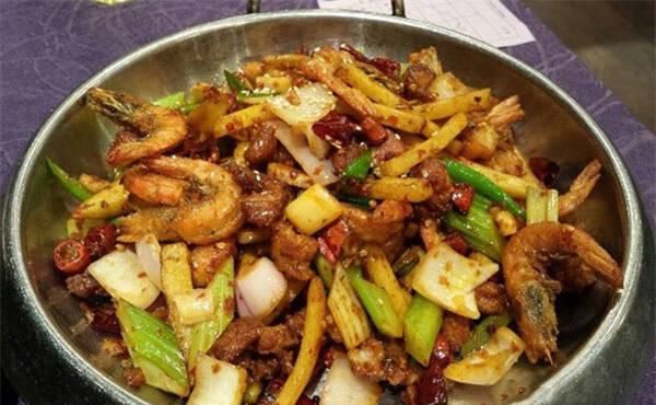 六月雪干锅加盟