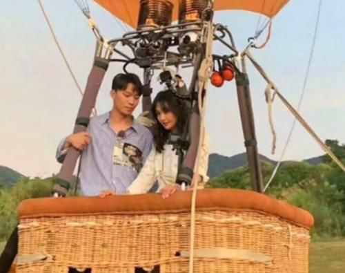郑爽和张恒热气球