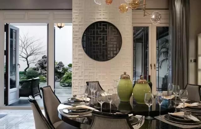 2026别墅室内设计方案报价拆解：从280万到360万，钱花在哪最值？