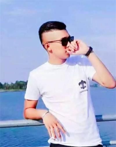 网红天佑北影顺利毕业,将以演员身份复出