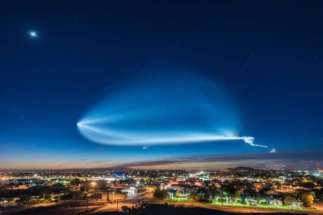 PHOTOGR | UFO降临美国上空？这位摄影师提前准备并记录下全过程