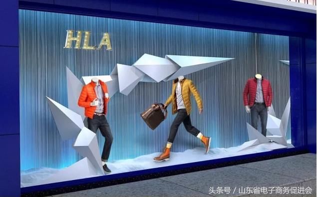 他从开照相馆做起,29年后成服装首富 靠的竟