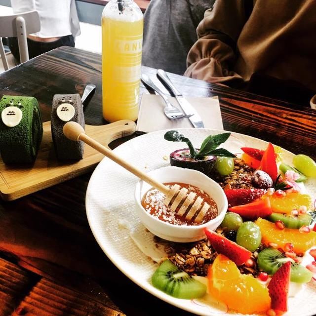 吃蜂蜜会发胖吗?小仙女们喝蜂蜜水有什么好处