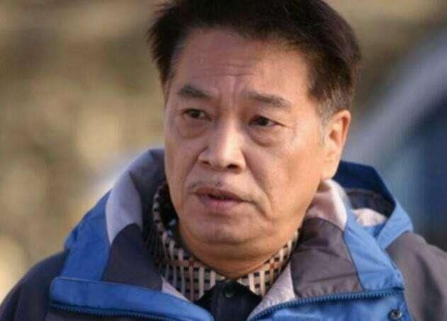 吴孟达找周星驰借钱,被几个字打发,现实让你看
