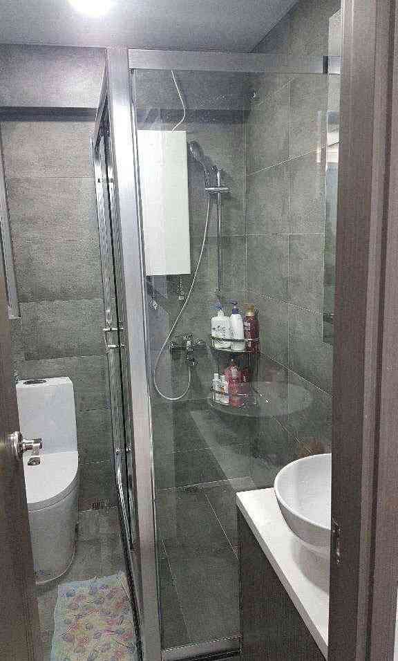 到武汉表叔家做客,花了800万是这个样子,住这几天真憋屈!