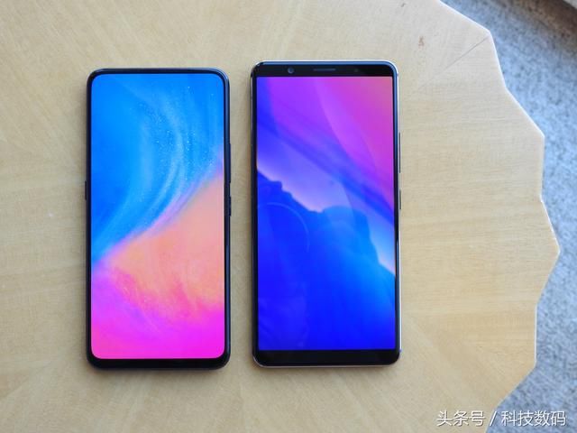 16真机曝光:售价不超四千 特立独行依然不用刘海屏