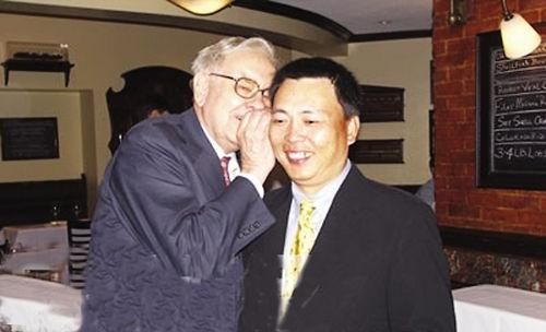 拍下巴菲特天价午餐,后来的他们怎么样了?