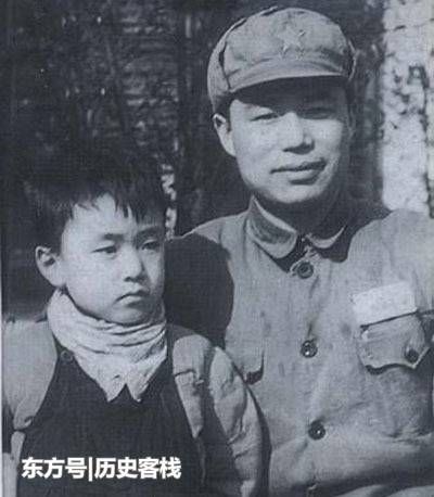 王近山落难后,只有许世友敢出面保他,让他当副