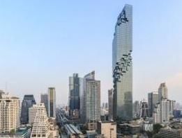 世界上神奇的大楼:一座会隐身,一座会旋转……