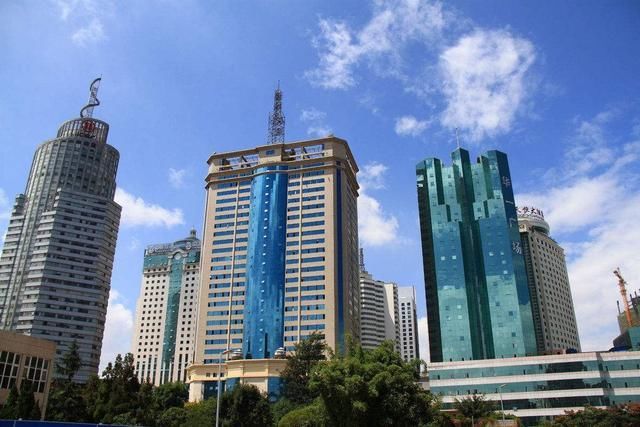 中国唯一世界级春城：年均16.5度，号称四季如春却常有城市不服