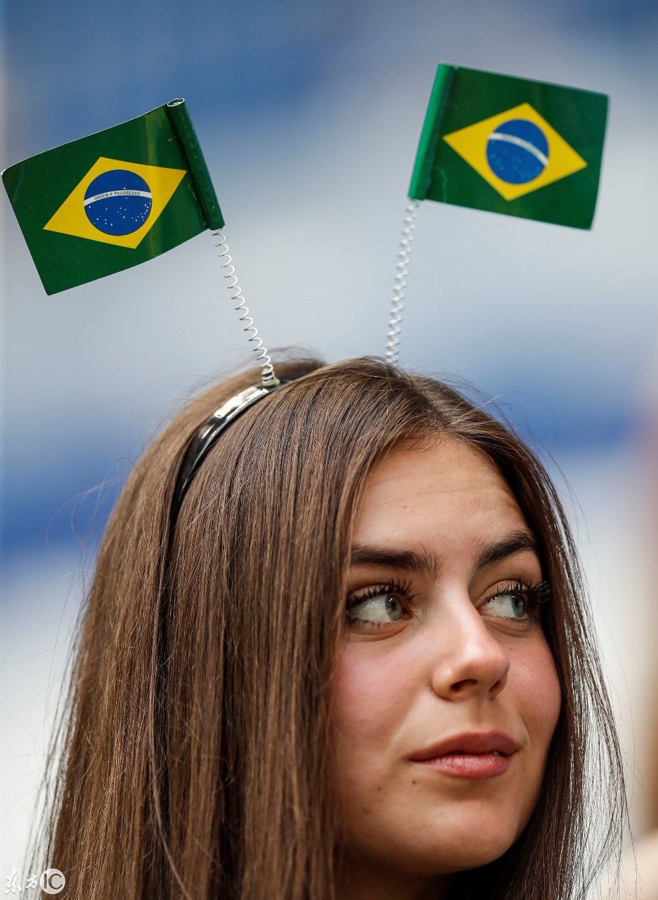 俄罗斯世界杯八分之一回合决赛看到的巴西和墨