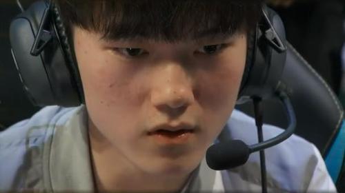 亲自为UZI报仇? Jackeylove狂练卢锡安, 网友: