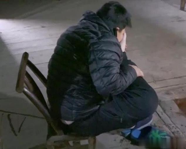 《变形计》杜华儿子被嫌脚臭,随后做出举动