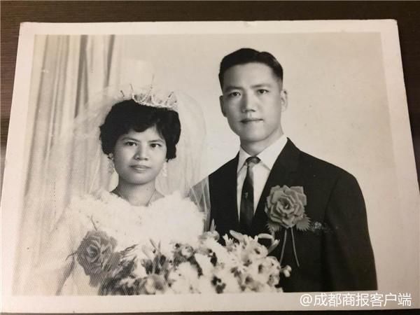 53岁台胞因一本尘封17年的笔记 专程来成都寻亲终于找到亲舅舅